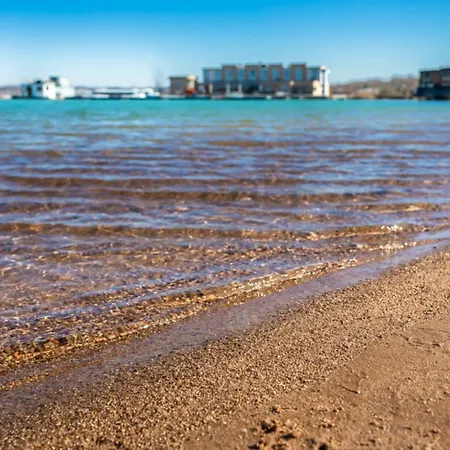 Lagovida Kapitänskajüte A Am Störmthaler *