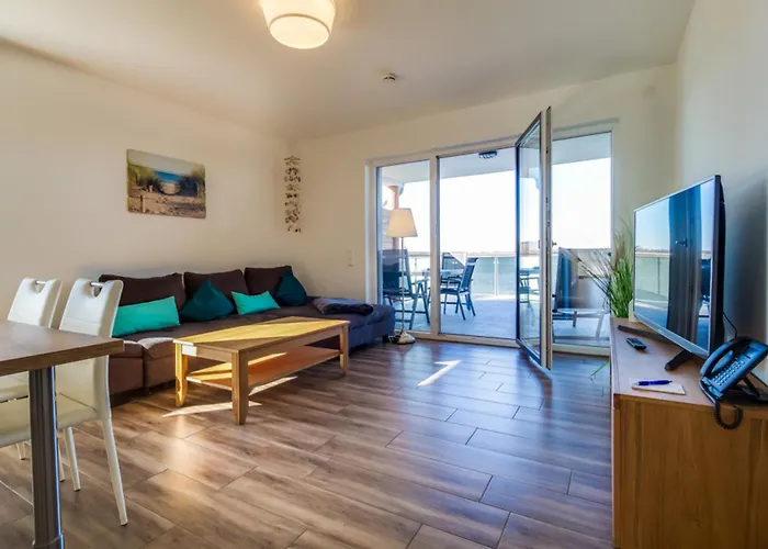 Lagovida Kapitaenskajuete A Am Stoermthaler * Grosspoesna